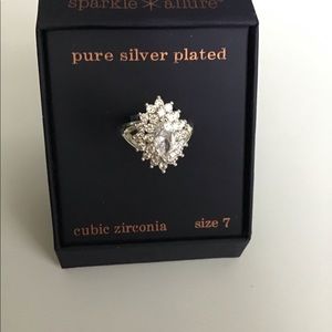 Silver diamond ring size 7